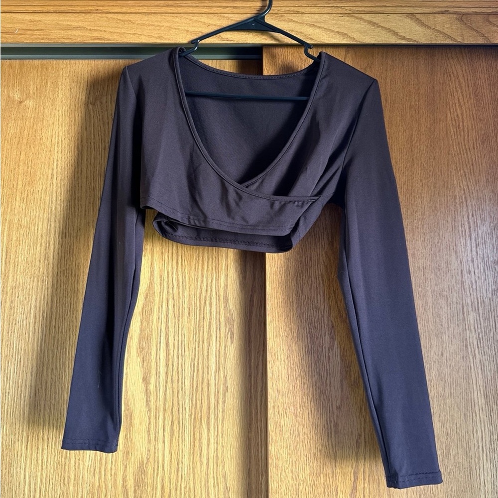 SHEIN Brown Long Sleeve Crop Top